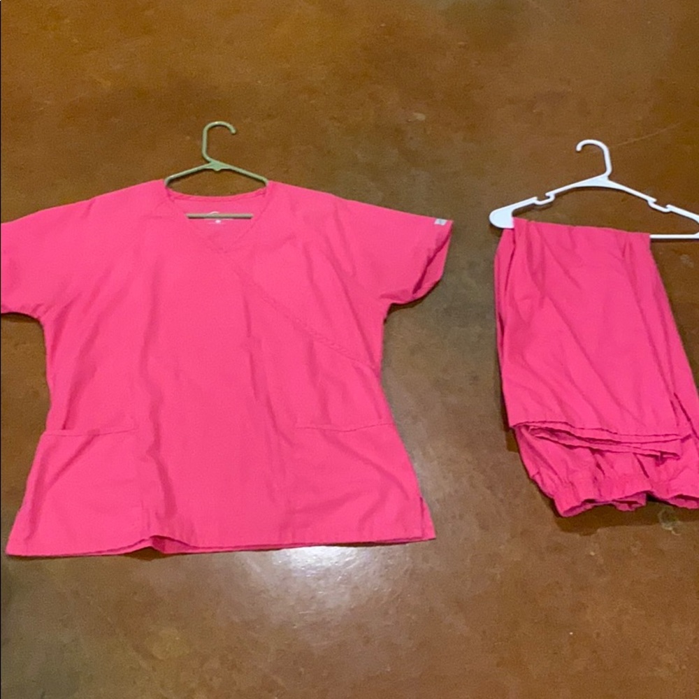 Butter soft scrub set
